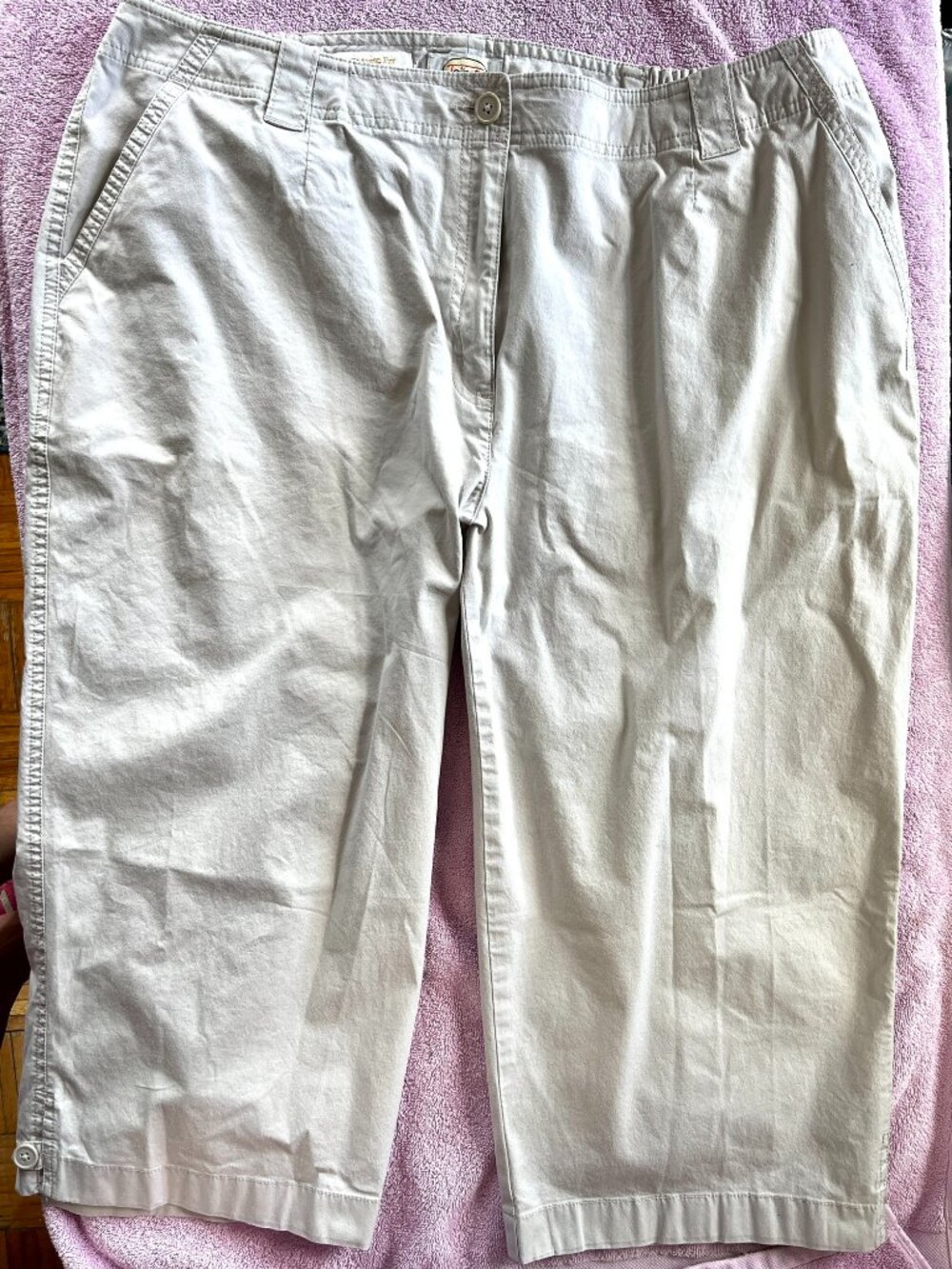 TALBOTS Khaki Capri Pants Womens 18W Comfort Waist